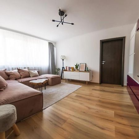 Central Oasis Appartement Boekarest Buitenkant foto