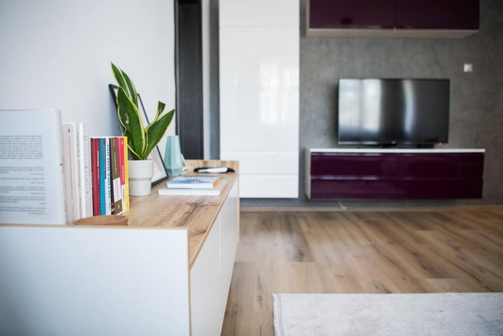 Central Oasis Appartement Boekarest Buitenkant foto