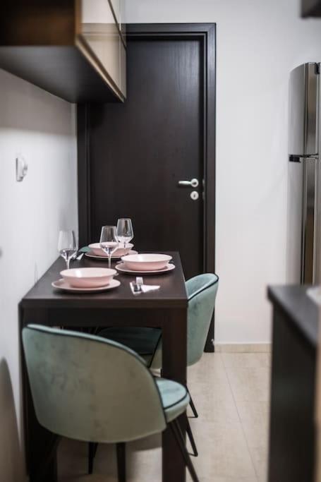 Central Oasis Appartement Boekarest Buitenkant foto