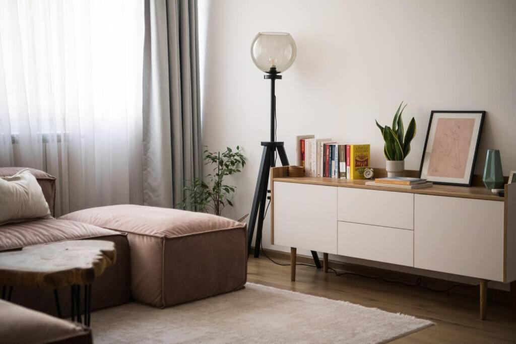 Central Oasis Appartement Boekarest Buitenkant foto