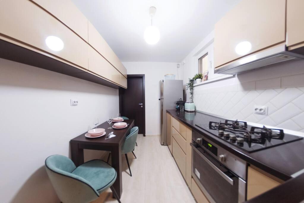 Central Oasis Appartement Boekarest Buitenkant foto